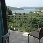 Mladen