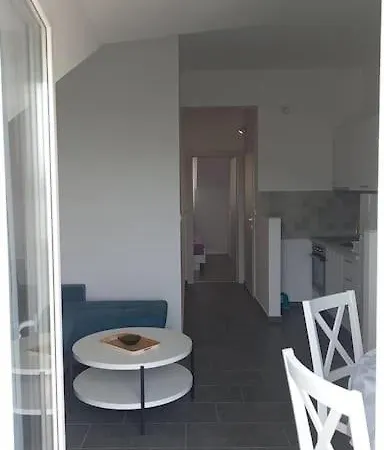 Mladen Apartment