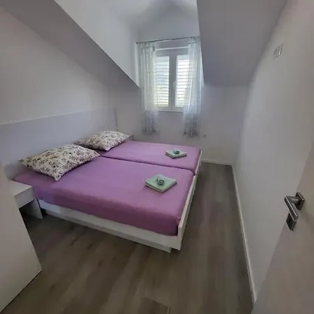 Apartment Mladen Slano